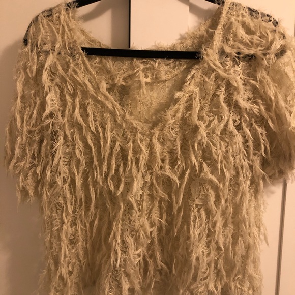 Zara faux feather shirt - Picture 1 of 3